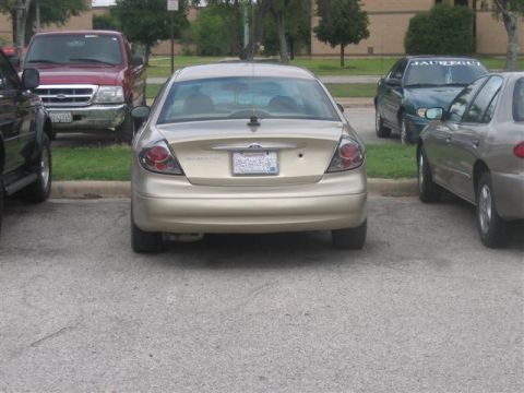2000 Ford Taurus photo