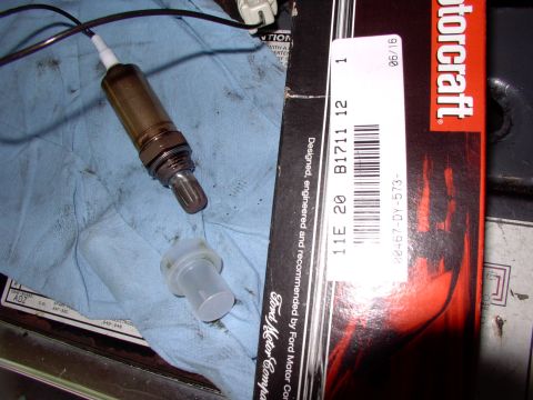 1986 Ford Bronco - Brand new genuine Ford 02 sensor. C'mon baby Daddy's Jones-ing for a mileage increase !