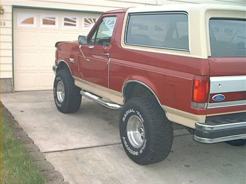 1990 Ford Bronco photo