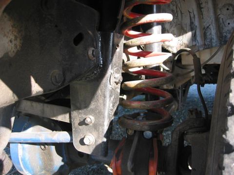 1985 Ford Bronco - Track bar bracket