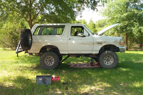 1995 Ford Bronco - waterline.