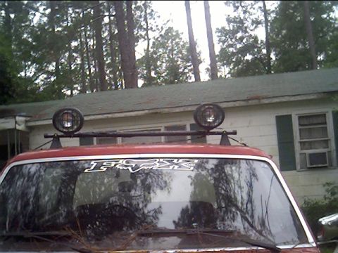 1985 Ford Bronco - My $35 light bar and lights.