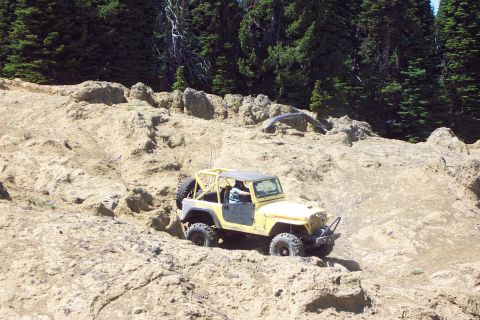 1996 Ford Bronco - Hip Taking a Difficult Route Across Moon Rocks. (6/26/2004)