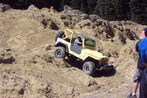 1996 Ford Bronco - Hip Taking a Difficult Route Across Moon Rocks. (6/26/2004)