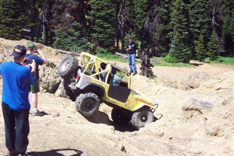 1996 Ford Bronco - Hip Taking a Difficult Route Across Moon Rocks. (6/26/2004)