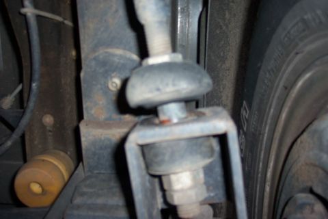 2004 Ford Excursion photo