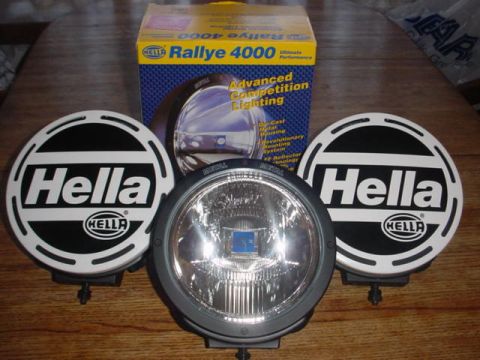 1988 Ford Bronco - 3 Hella Rallye 4000's 2 Euro Beam 1 Pencil Beam