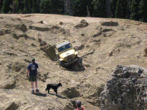 1995 Ford Bronco - Hip entering a very tough piece of moon rocks.