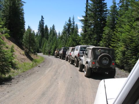 1995 Ford Bronco - last day, the remaining group heading out for some mild wheeling.