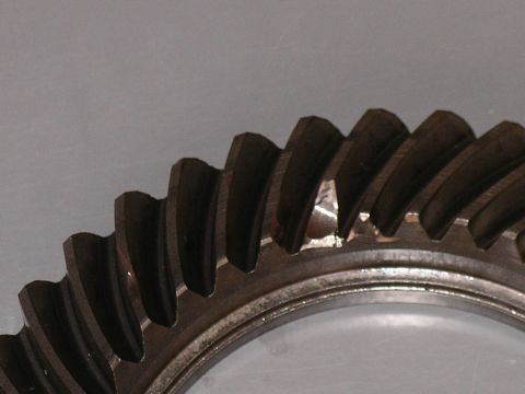 1996 Ford Bronco - Chipped ring gear picture #2