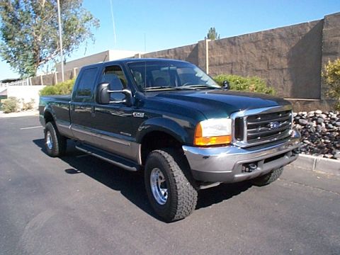 1999 Ford F-250 - Just waxed.
