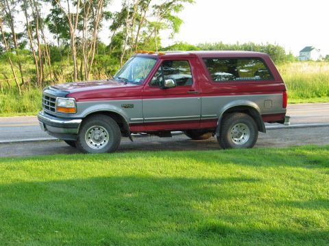 1995 Ford Bronco - Poser