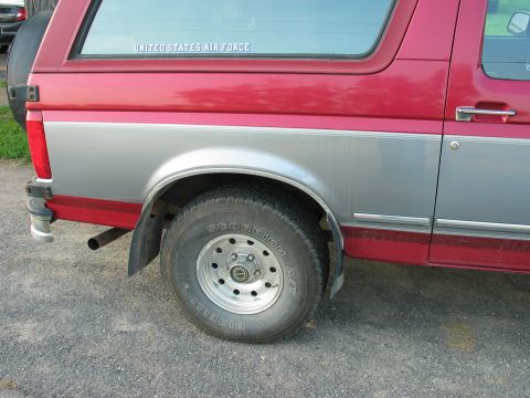1995 Ford Bronco - Corner panel rust fixed!