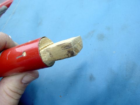 1986 Ford Bronco - Crude but effective. Just whittled a slot out of some doweling, Cut off the ends of one of the poles and stuffed the doweling in both ends.…