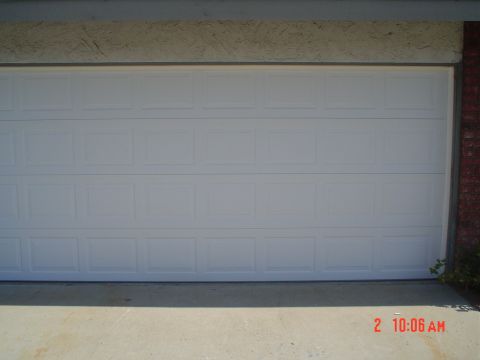 1993 Ford Taurus - umm.. it does no good without the garage door closed..