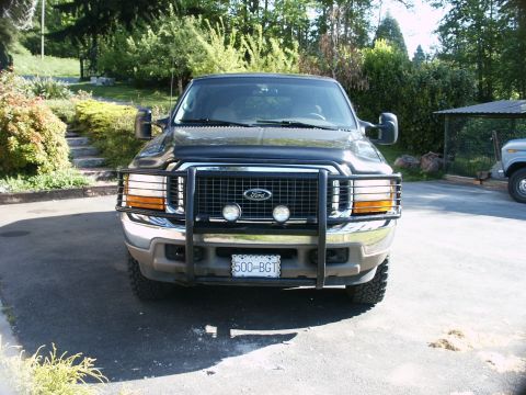 2000 Ford Excursion photo