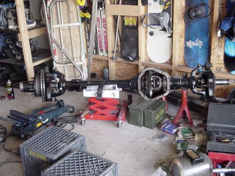 1987 Ford Bronco - waiting on the other rotors turn