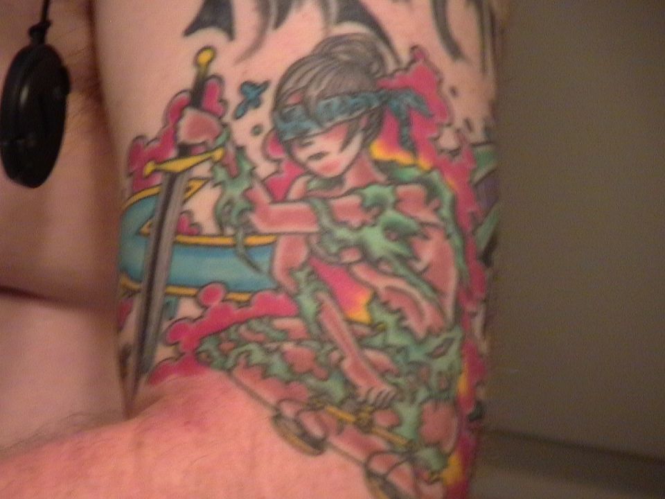 right arm lower sleeve
