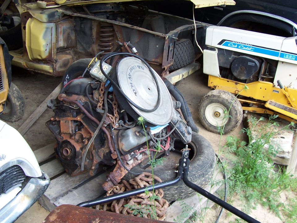 1984 Ford Bronco “pile”