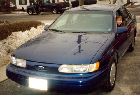 1995 Ford Taurus photo