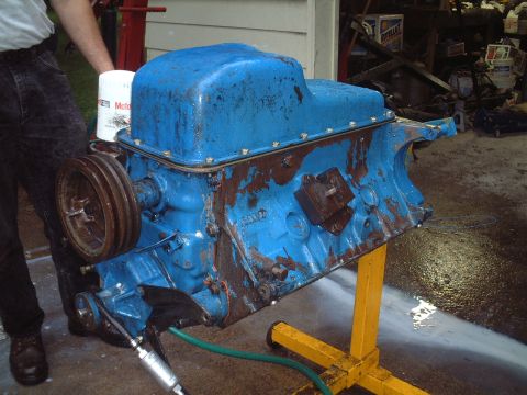 1967 Ford Galaxie - Degreasing the block