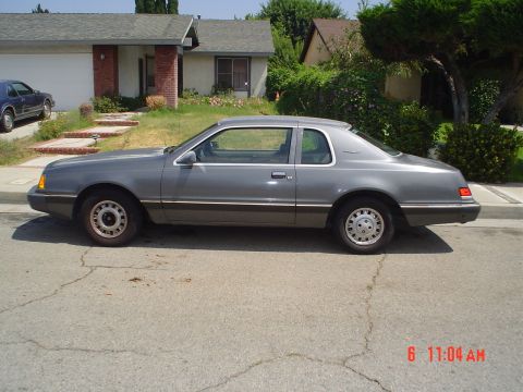 1986 Ford Thunderbird - straight body