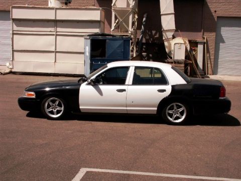 1999 Ford Crown Victoria photo