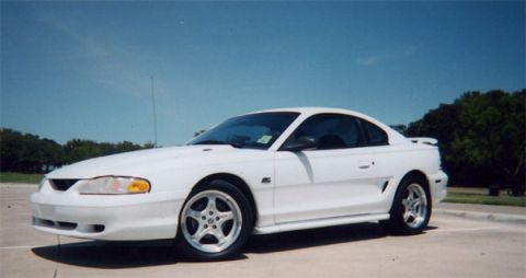 1995 Ford Mustang photo