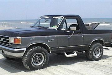 1989 Ford Bronco photo