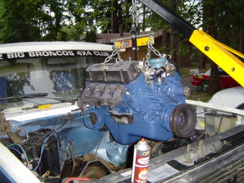 1989 Ford Bronco - Dropping in