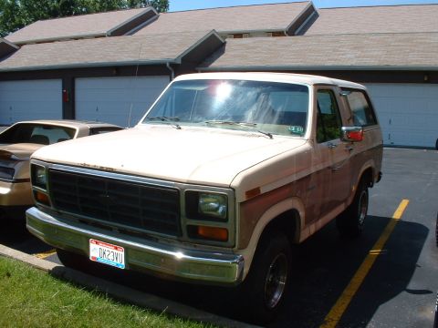 1985 Ford Bronco photo