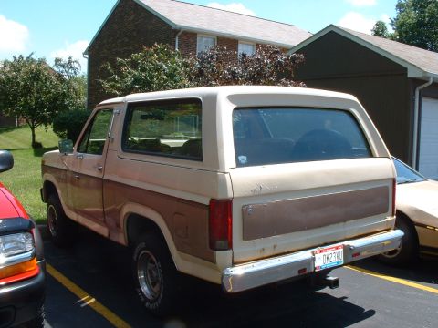 1985 Ford Bronco photo