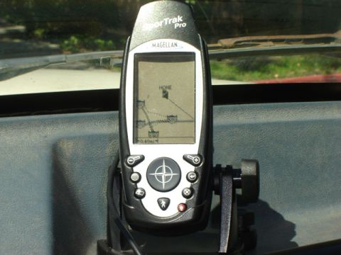 1991 Ford Bronco - Close up on the GPS.