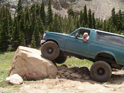 1996 Ford Bronco - On the rock, passenger side started getting real tippy at this point
