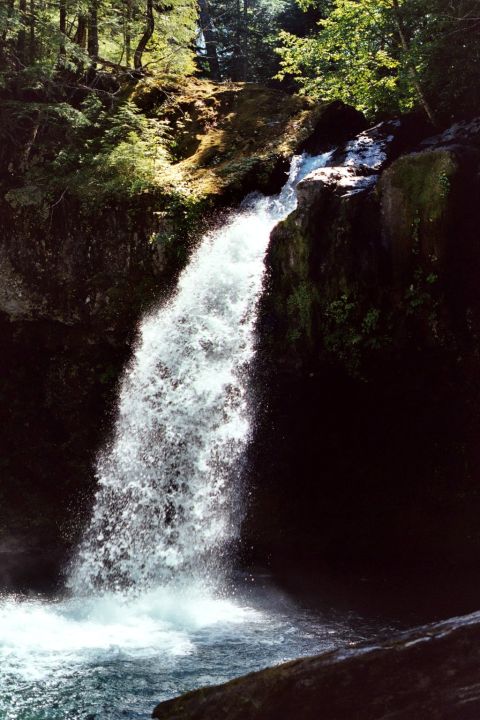 1979 Ford Bronco - Bigger Falls at Naches