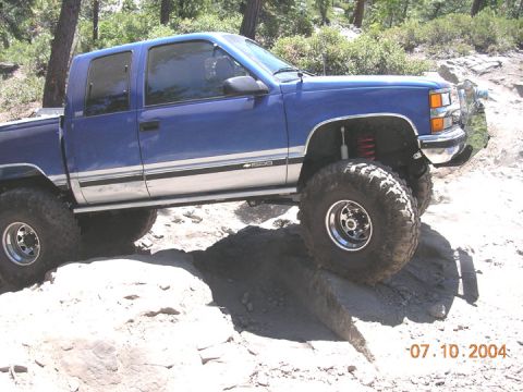 1994 Ford Bronco - He's much further over than i was, and walked right up it.