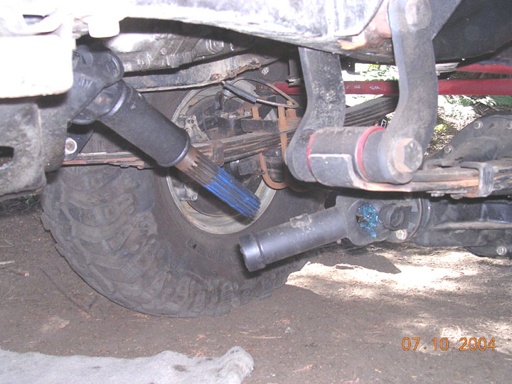 Somehow Steve managed to seperate his front shaft.  He must have unloaded the full front going over a fallen tree.  he is still working out some of the bugs on his newly SAS'd Taco