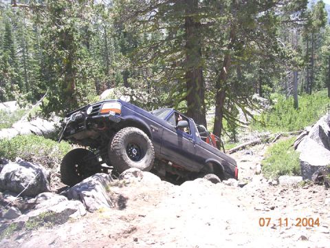 1994 Ford Bronco - This got a little uncomfortable. I didnt have the wheelbase or axle width to level the rig out, as the tip was going corner to corner. The…