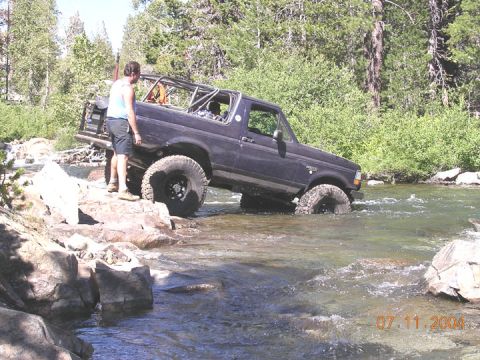 1994 Ford Bronco - nosing it in slow because we didnt know how deep it got.