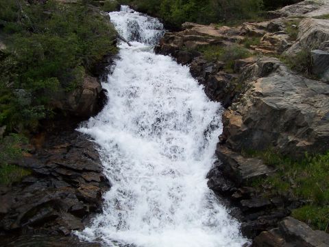 1983 Ford Bronco - Same waterfall different picture, jsut a cool