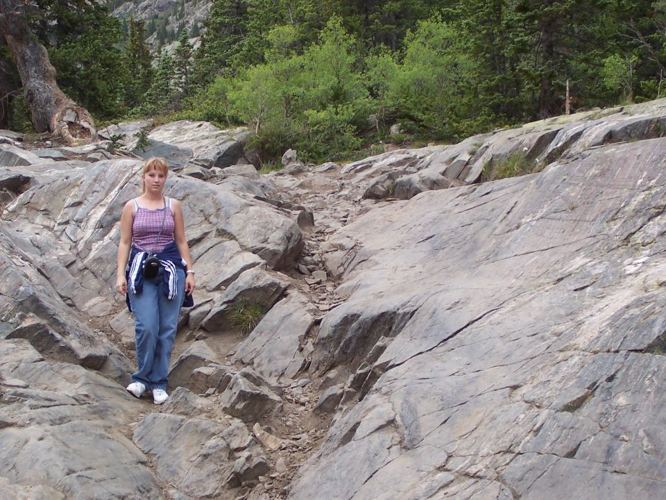 showing real size of rocks