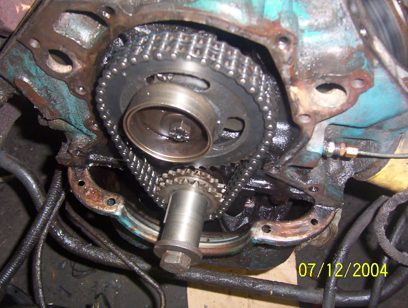 Engine timing chain and gears with date stamp 07/12/2004