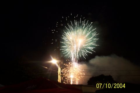 1979 Ford Bronco - Fireworks light up the night sky on 07/10/2004.