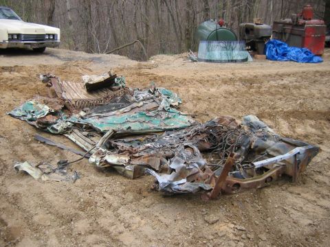 1971 Ford Ranchero - Hardly recognizable as a Ranchero! Check out my buddys 70 Continental in the background. Smoooooth!!!!!