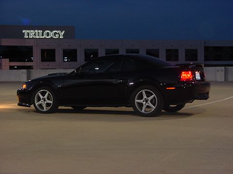 2002 Ford Mustang photo