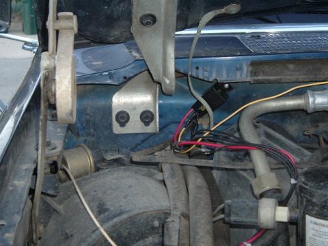 1989 Ford Bronco - relay for the front lights