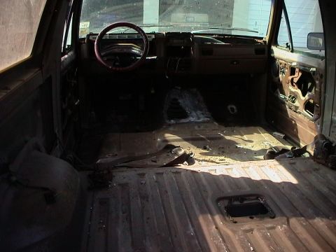 1985 Ford Bronco - gutted
