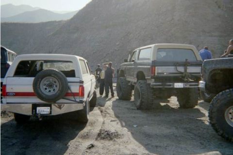 1990 Ford Bronco - Mine is stock