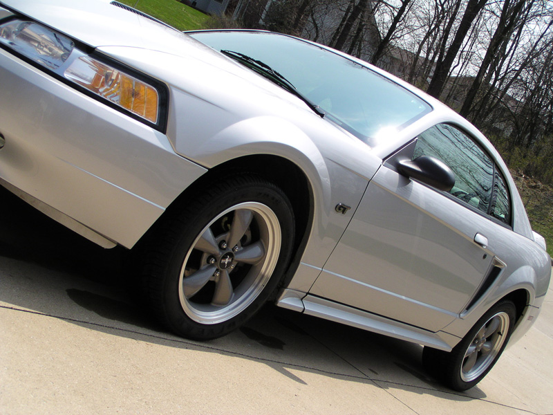 2000 Ford Mustang