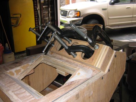 1995 Ford Bronco - Now that I know it all fits it can be glued together.